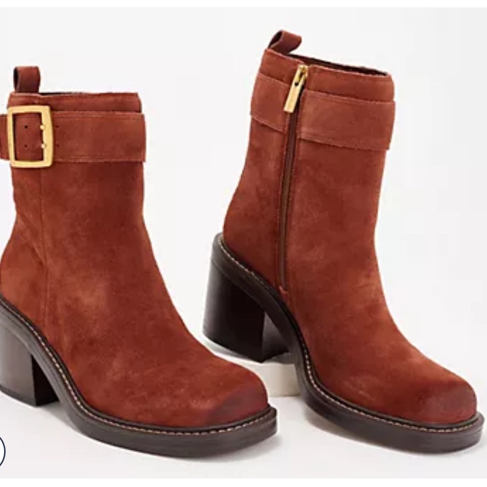 🌸VINCE CAMUTO🌸 Bembonie Stacked Heel Bootie Ankle Boot Size: 7.5M
